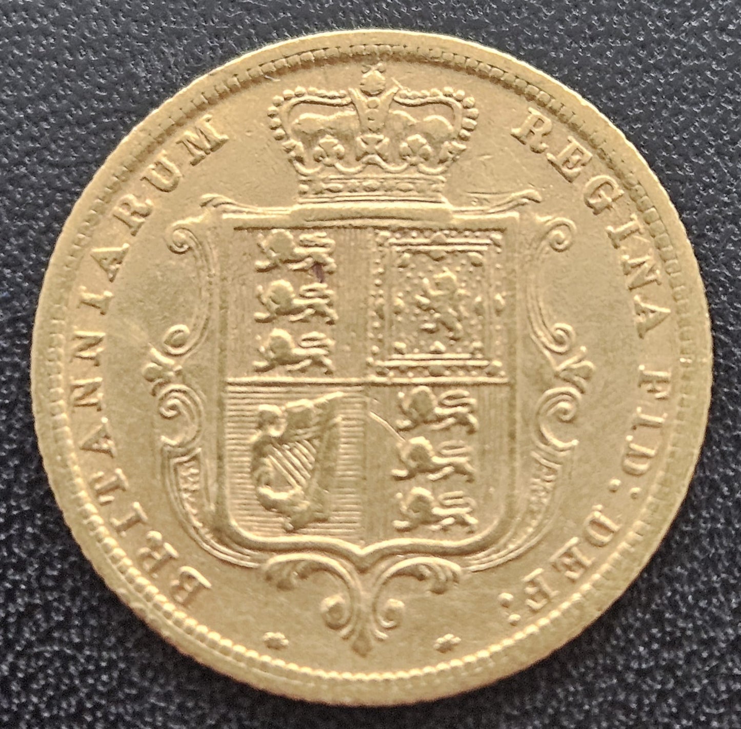 1/2 Sovereign Victoria Shield Back 1885