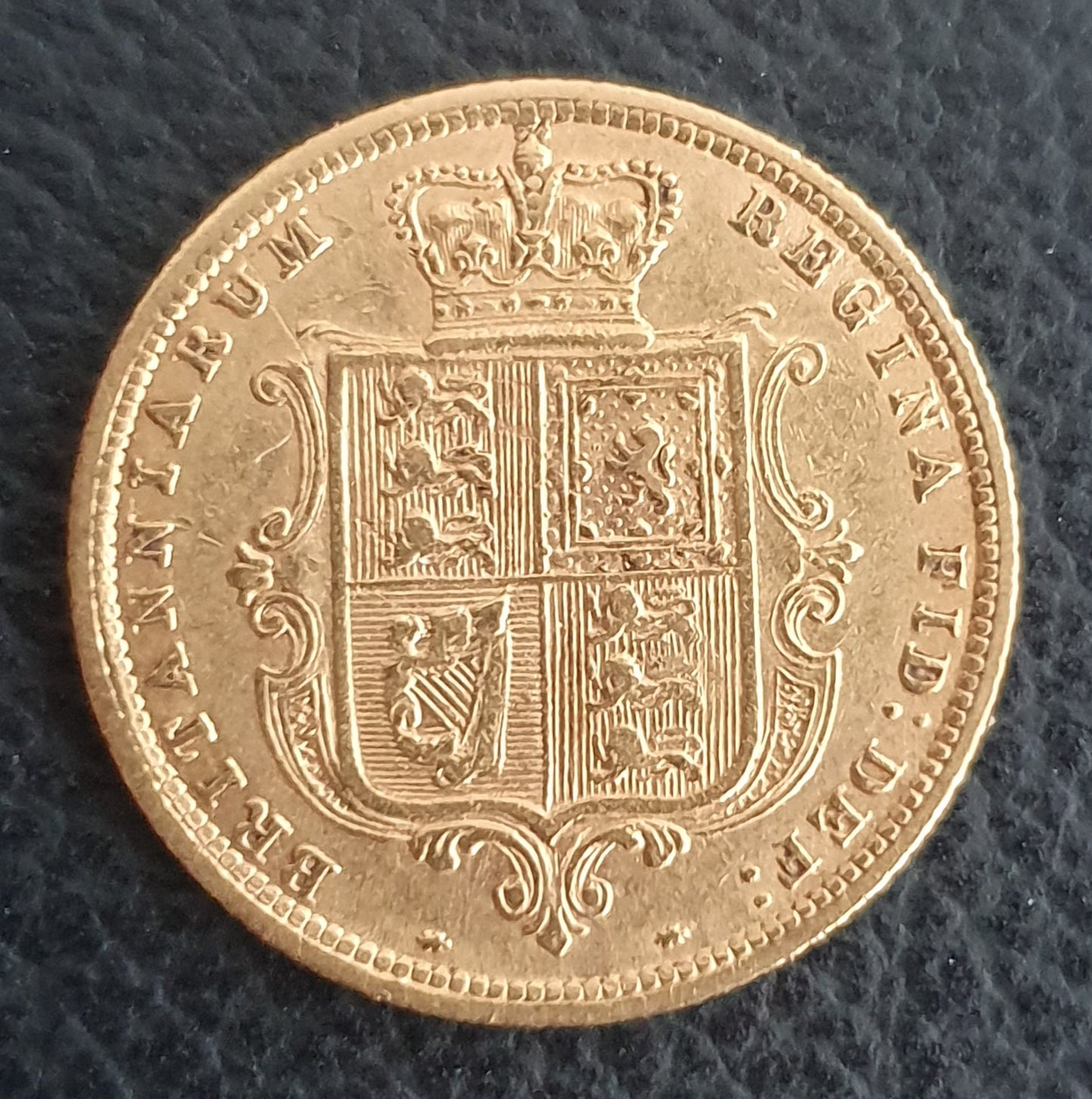 1/2 Sovereign Victoria Young Head mit Wappen 1885