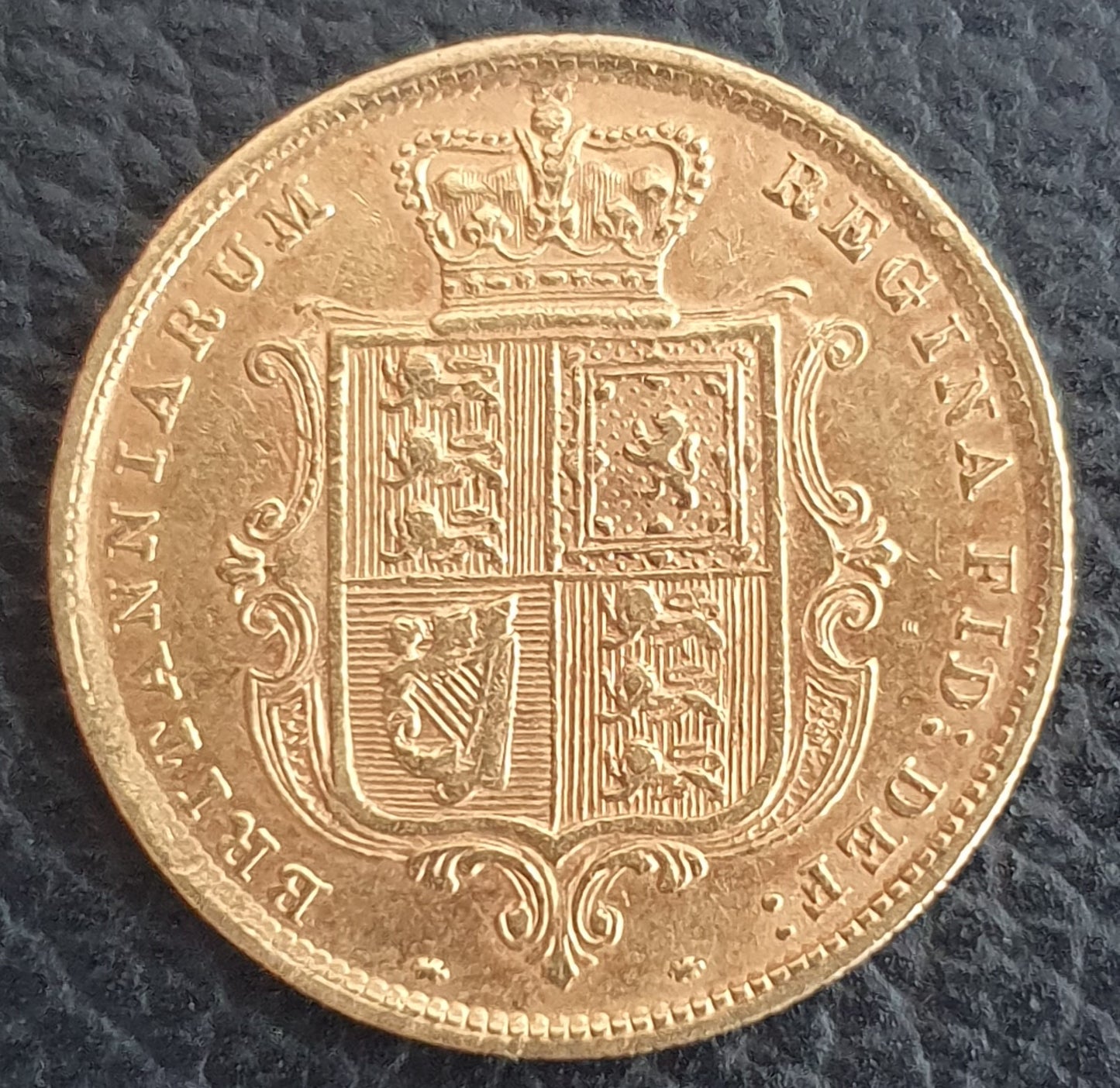 1/2 Sovereign Victoria Young Head mit Wappen 1883